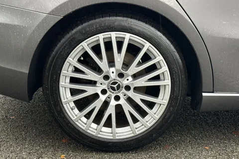 SD22YPZ Mercedes-Benz A Class 1.3 A200 Sport Edition (Executive) 7G-DCT Euro 6 (s/s) 4dr Thumbnail #11