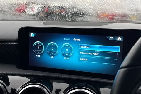 SD22YPZ Mercedes-Benz A Class 1.3 A200 Sport Edition (Executive) 7G-DCT Euro 6 (s/s) 4dr Thumbnail #49