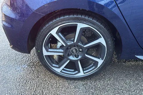  Audi A1 1.0 TFSI 30 Black Edition Sportback Euro 6 (s/s) 5dr Thumbnail #10