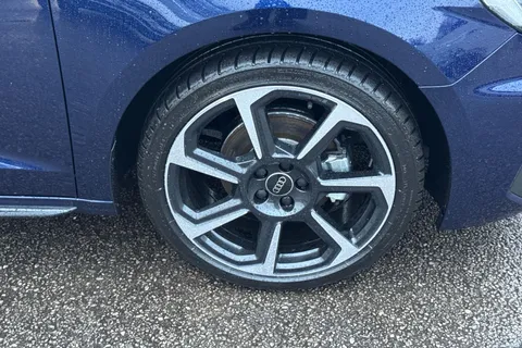  Audi A1 1.0 TFSI 30 Black Edition Sportback Euro 6 (s/s) 5dr Thumbnail #12