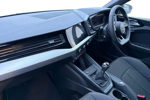  Audi A1 1.0 TFSI 30 Black Edition Sportback Euro 6 (s/s) 5dr Thumbnail #15