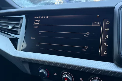  Audi A1 1.0 TFSI 30 Black Edition Sportback Euro 6 (s/s) 5dr Thumbnail #47