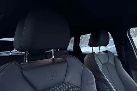 23 of 43 for Audi Q3 S line 35 TFSI 150 PS 6-speed