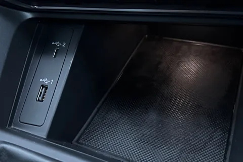 31 of 43 for Audi Q3 S line 35 TFSI 150 PS 6-speed