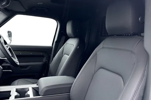 DL75BWD Land Rover Defender 110 3.0 D250 Hard Top X-Dynamic SE 5dr Thumbnail #5