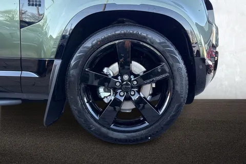 DL75BWD Land Rover Defender 110 3.0 D250 Hard Top X-Dynamic SE 5dr Thumbnail #9