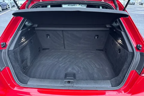 AP19OEO Audi S3 S3 TFSI 300 Quattro Black Edition 5dr S Tronic Thumbnail #7