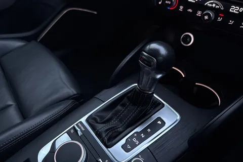 AP19OEO Audi S3 S3 TFSI 300 Quattro Black Edition 5dr S Tronic Thumbnail #23