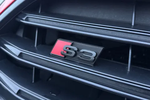 AP19OEO Audi S3 S3 TFSI 300 Quattro Black Edition 5dr S Tronic Thumbnail #26