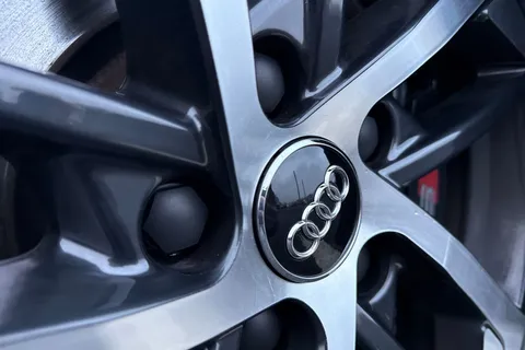 AP19OEO Audi S3 S3 TFSI 300 Quattro Black Edition 5dr S Tronic Thumbnail #35