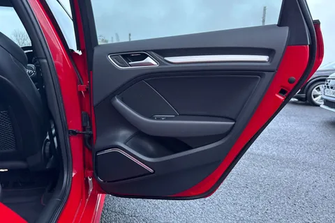 AP19OEO Audi S3 S3 TFSI 300 Quattro Black Edition 5dr S Tronic Thumbnail #42