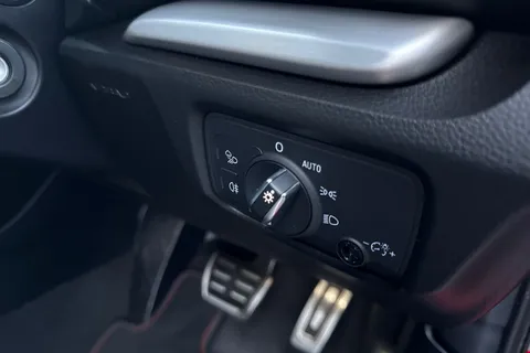 AP19OEO Audi S3 S3 TFSI 300 Quattro Black Edition 5dr S Tronic Thumbnail #44