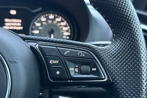 AP19OEO Audi S3 S3 TFSI 300 Quattro Black Edition 5dr S Tronic Thumbnail #50