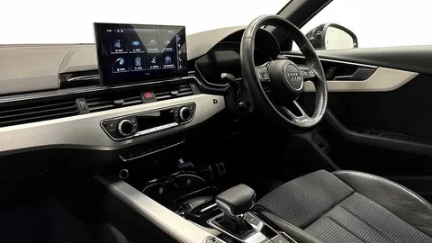 LS72OWH Audi A4 S line 35 TFSI 150 PS S tronic Thumbnail #2