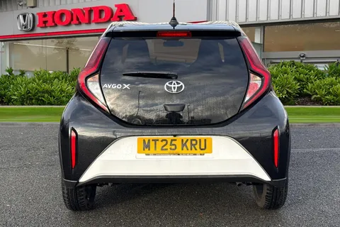 MT25KRU Toyota Aygo X 1.0 VVT-i Edge 5dr Auto Thumbnail #9