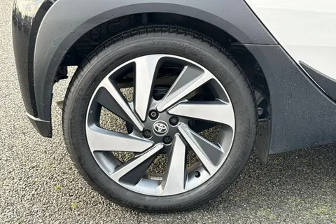 MT25KRU Toyota Aygo X 1.0 VVT-i Edge 5dr Auto Thumbnail #22