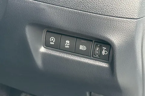 MT25KRU Toyota Aygo X 1.0 VVT-i Edge 5dr Auto Thumbnail #35