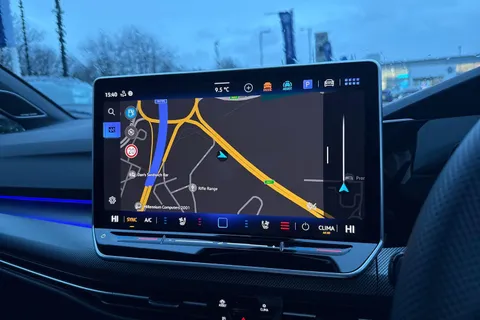  Volkswagen Golf 2.0 TSI R Black Edition DSG 4Motion Euro 6 (s/s) 5dr Thumbnail #11