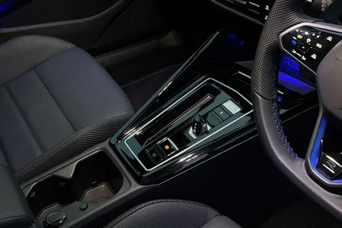  Volkswagen Golf 2.0 TSI R Black Edition DSG 4Motion Euro 6 (s/s) 5dr Thumbnail #19