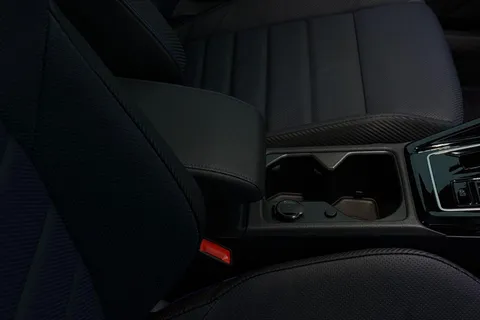  Volkswagen Golf 2.0 TSI R Black Edition DSG 4Motion Euro 6 (s/s) 5dr Thumbnail #32