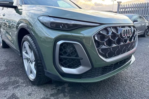  Audi Q5 2.0 TDI S line S Tronic quattro Euro 6 (s/s) 5dr Thumbnail #17