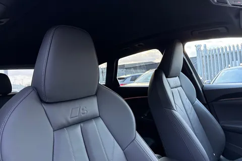  Audi Q5 2.0 TDI S line S Tronic quattro Euro 6 (s/s) 5dr Thumbnail #21