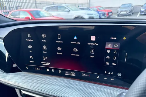  Audi Q5 2.0 TDI S line S Tronic quattro Euro 6 (s/s) 5dr Thumbnail #39