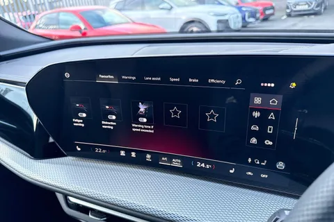  Audi Q5 2.0 TDI S line S Tronic quattro Euro 6 (s/s) 5dr Thumbnail #44