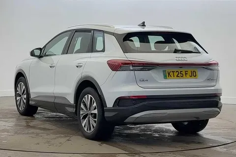 KT25FJO Audi Q4 e-tron Q4 Sport 40 e-tron 150,00 kW Thumbnail #3
