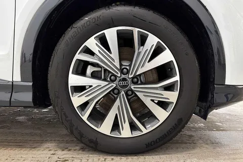 KT25FJO Audi Q4 e-tron Q4 Sport 40 e-tron 150,00 kW Thumbnail #5