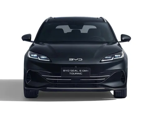 BYD Seal 6 1.5 DM-i 10kWh Boost CVT Auto Euro 6 (s/s) 5dr Thumbnail #4
