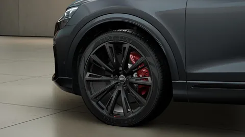 Audi SQ8 4.0 TFSI V8 Black Edition Tiptronic quattro Euro 6 (s/s) 5dr Thumbnail #4