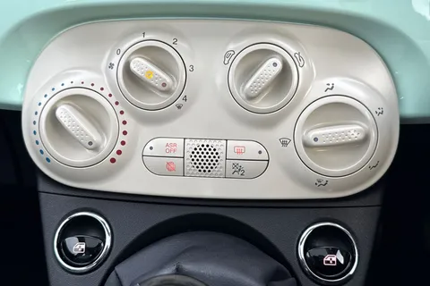 MX68LKE FIAT 500 1.2 Lounge 3dr Thumbnail #21