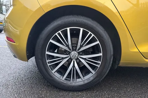 SD18BNU Volkswagen Golf 1.5 TSI EVO SE 5dr Thumbnail #6