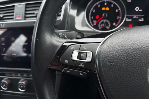 SD18BNU Volkswagen Golf 1.5 TSI EVO SE 5dr Thumbnail #41