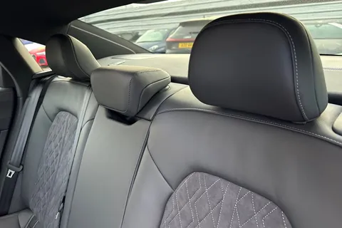  Audi A6 Saloon 2.0 TDI Edition 1 S Tronic quattro Euro 6 (s/s) 4dr Thumbnail #19