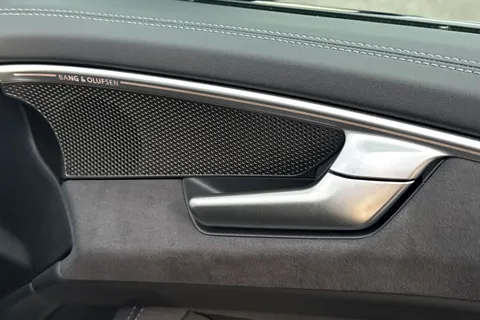  Audi A6 Saloon 2.0 TDI Edition 1 S Tronic quattro Euro 6 (s/s) 4dr Thumbnail #21