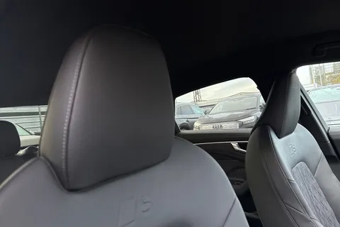  Audi A6 Saloon 2.0 TDI Edition 1 S Tronic quattro Euro 6 (s/s) 4dr Thumbnail #24