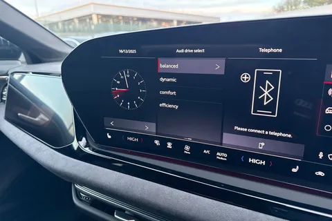  Audi A6 Saloon 2.0 TDI Edition 1 S Tronic quattro Euro 6 (s/s) 4dr Thumbnail #35