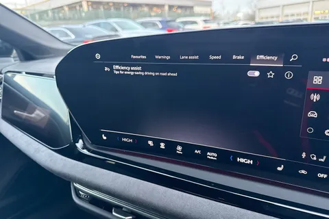  Audi A6 Saloon 2.0 TDI Edition 1 S Tronic quattro Euro 6 (s/s) 4dr Thumbnail #46