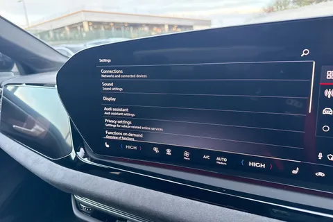  Audi A6 Saloon 2.0 TDI Edition 1 S Tronic quattro Euro 6 (s/s) 4dr Thumbnail #48