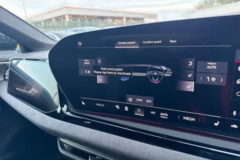  Audi A6 Saloon 2.0 TDI Edition 1 S Tronic quattro Euro 6 (s/s) 4dr Thumbnail #51