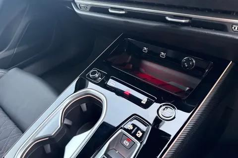  Audi A6 Saloon 2.0 TDI Edition 1 S Tronic quattro Euro 6 (s/s) 4dr Thumbnail #56