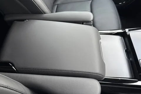 KT25EXH Land Rover Range Rover Sport 3.0 D300 Dynamic SE 5dr Auto Thumbnail #46