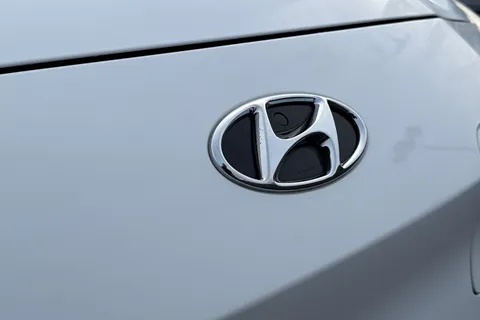 SB72NCJ Hyundai Kona 64kWh Premium Auto 5dr (10.5kW Charger) Thumbnail #35