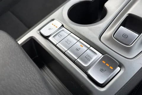 SB72NCJ Hyundai Kona 64kWh Premium Auto 5dr (10.5kW Charger) Thumbnail #45