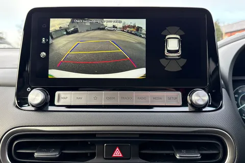 SB72NCJ Hyundai Kona 64kWh Premium Auto 5dr (10.5kW Charger) Thumbnail #47