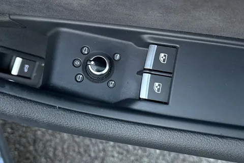 PJ71NOU Audi A5 40 TFSI 204 S Line 2dr S Tronic Thumbnail #21