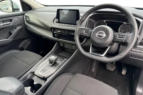 P80JPP Nissan Qashqai 1.3 DIG-T MHEV Acenta Premium XTRON Euro 6 (s/s) 5dr Thumbnail #18