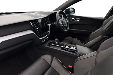 DP22SFY Volvo Xc60 2.0 B4D R DESIGN 5dr AWD Geartronic Thumbnail #9